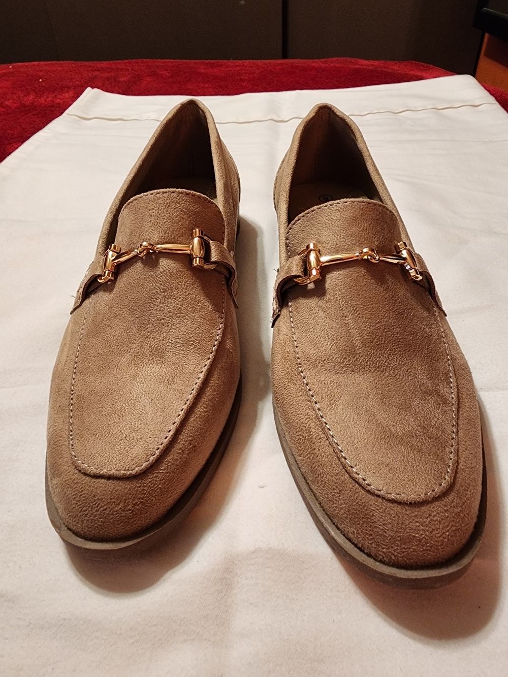 Serra Womens size 9 Tan Suede Loafers with Gold Bit